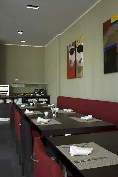 Nh Savona Darsena Hotel 4*,  Italien