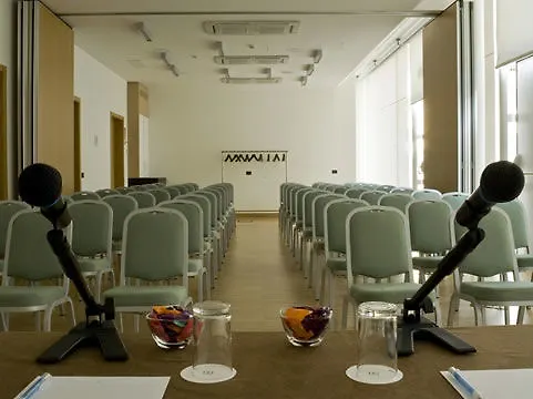 Nh Savona Darsena Hotel 4*,