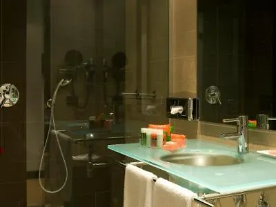 Hotel Nh Savona Darsena 4*,  Italia